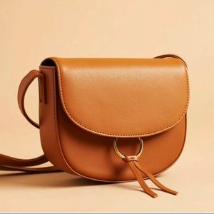 JJ Winters Ivy Crossbody Purse Box of Style